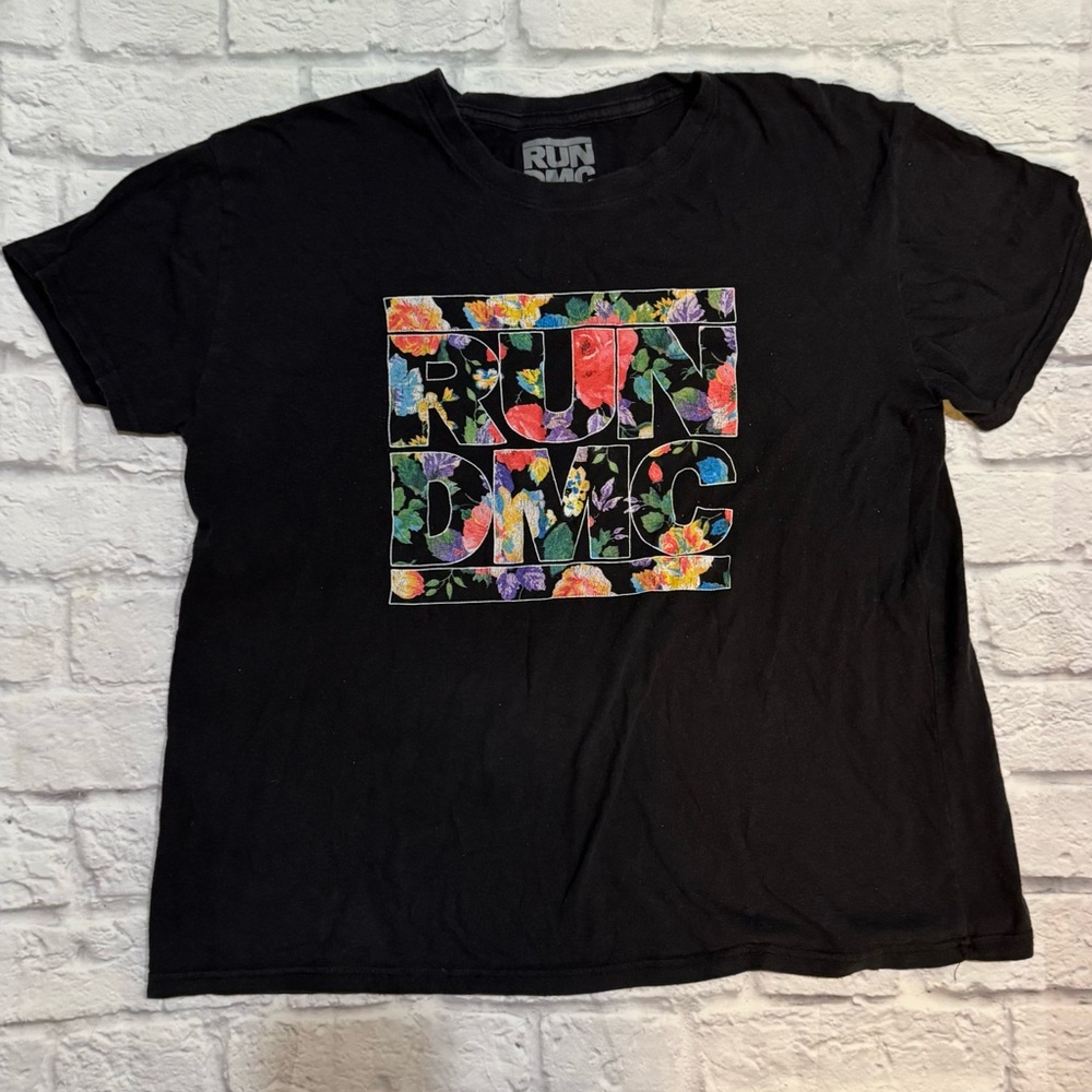 Run DMC Floral Graphic Band Tee Black Short Sleeve Shirt XL